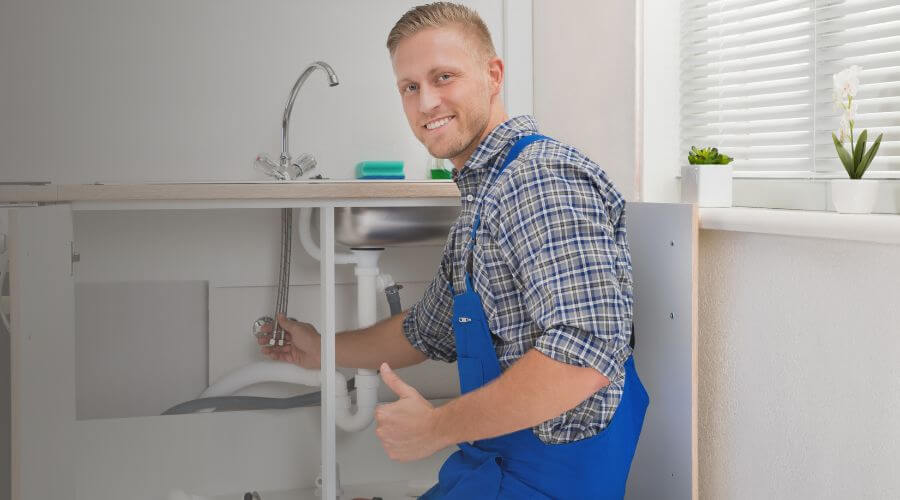 Professional expert plumbing services in Elmwood, IL